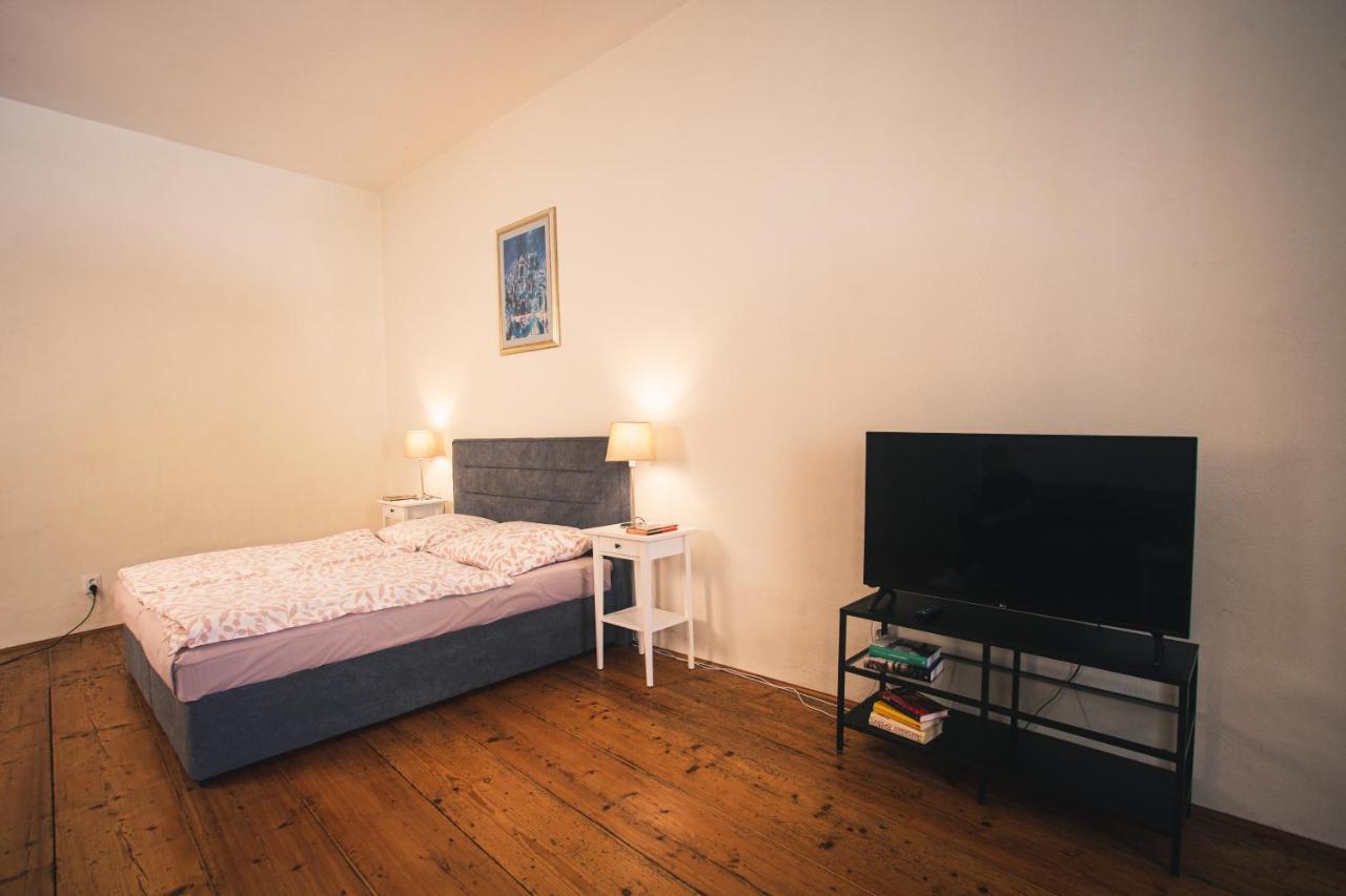 Downtown Apartment